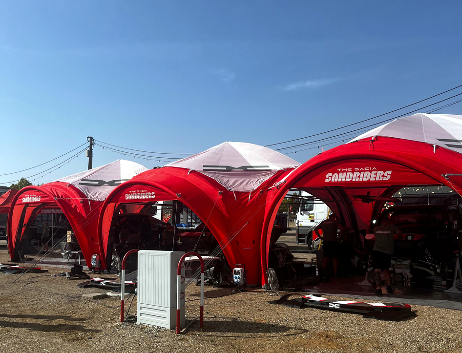 High Pressure Inflatable Tents for Motorsports